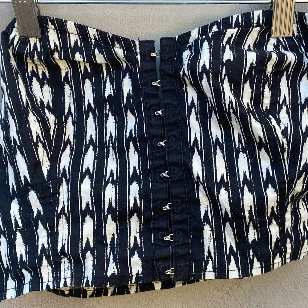 SPARKLE AND FADE Size: M - Picture 2 of 2